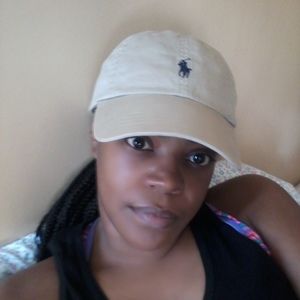 Meet your Posher, Shana